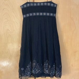 Black silk Maggy London dress (size 4)